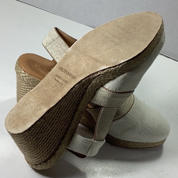 Ashlee Slingback Espadrille Wedge
ANDRÉ ASSOUS - Picture 7 of 8